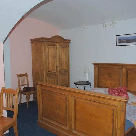 Pension Atelier 12 Прага Экстерьер фото